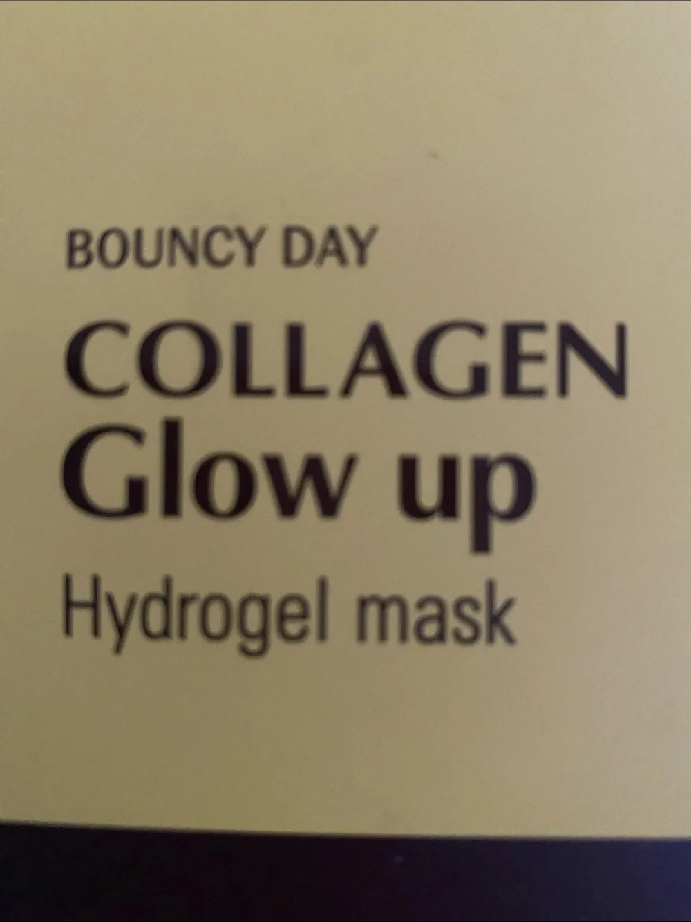 EOQUALBERRY Collagen Glow Up Hydrogel Mask - Yellow & Brown Packaging